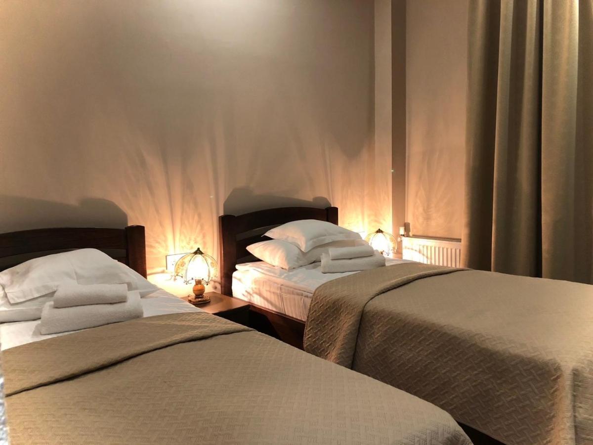 Atlant Hotel ウージュホロド エクステリア 写真