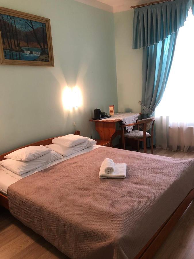 Atlant Hotel ウージュホロド エクステリア 写真
