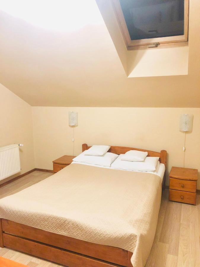 Atlant Hotel ウージュホロド エクステリア 写真